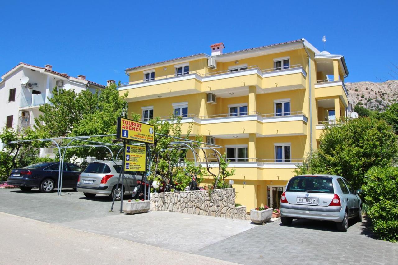 Apartments With A Parking Space Baska, Krk - 18716 Екстериор снимка
