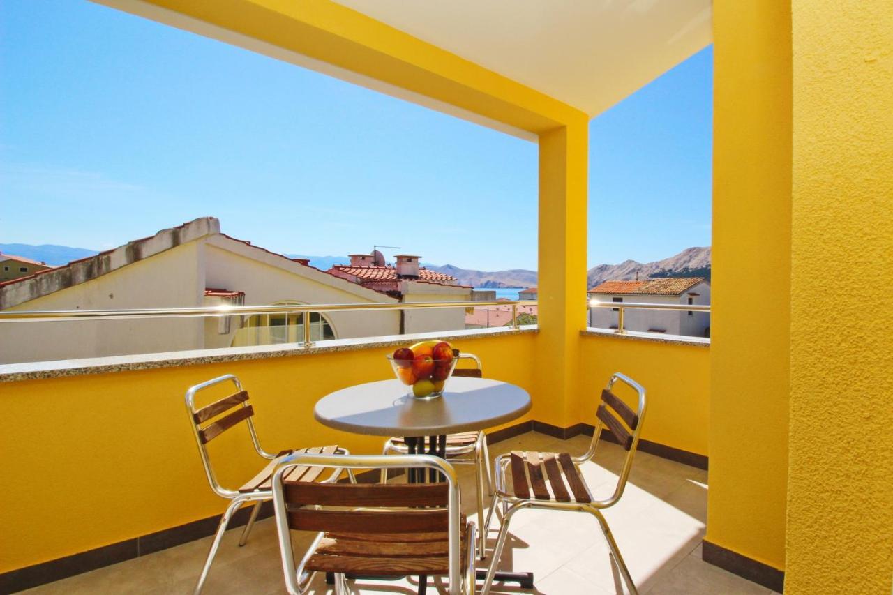 Apartments With A Parking Space Baska, Krk - 18716 Екстериор снимка