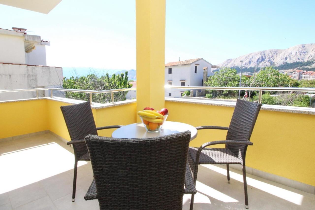 Apartments With A Parking Space Baska, Krk - 18716 Екстериор снимка